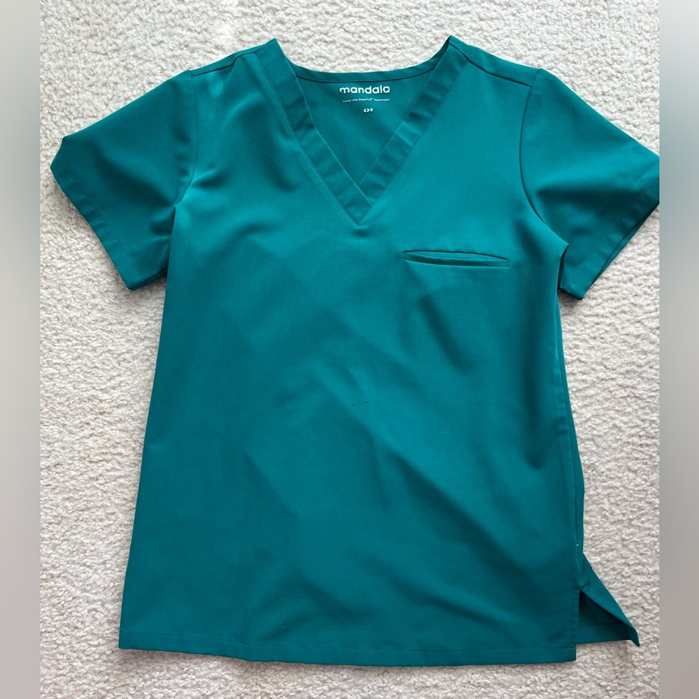 Hunter Green Mandala Scrub Top